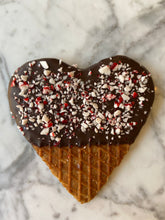 Load image into Gallery viewer, Stroopwafel Heart Wedding Favors