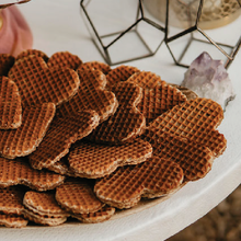 Load image into Gallery viewer, 100 Pack Stroopwafel Heart Wedding Favors